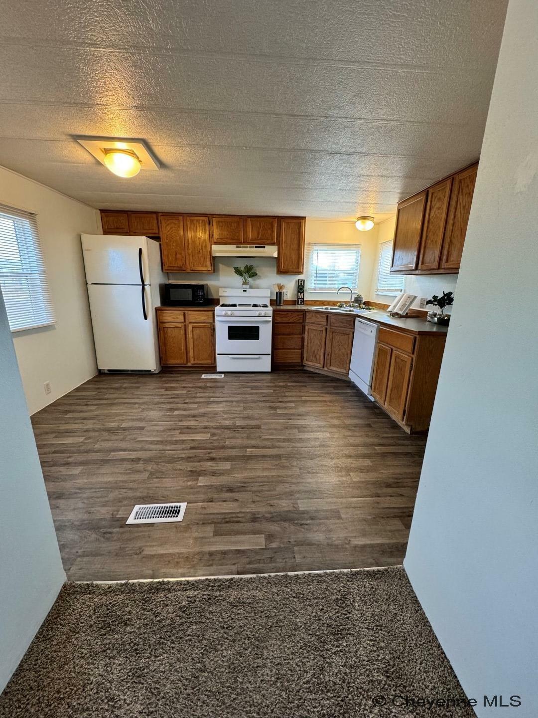 Property Photo: 200 Julianna Rd WY 82007