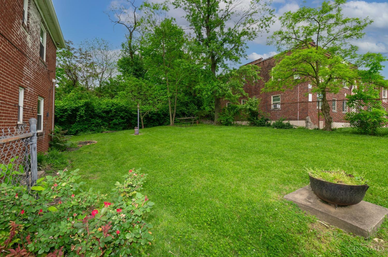 Property Photo: 3410 Cleveland Court OH 45229