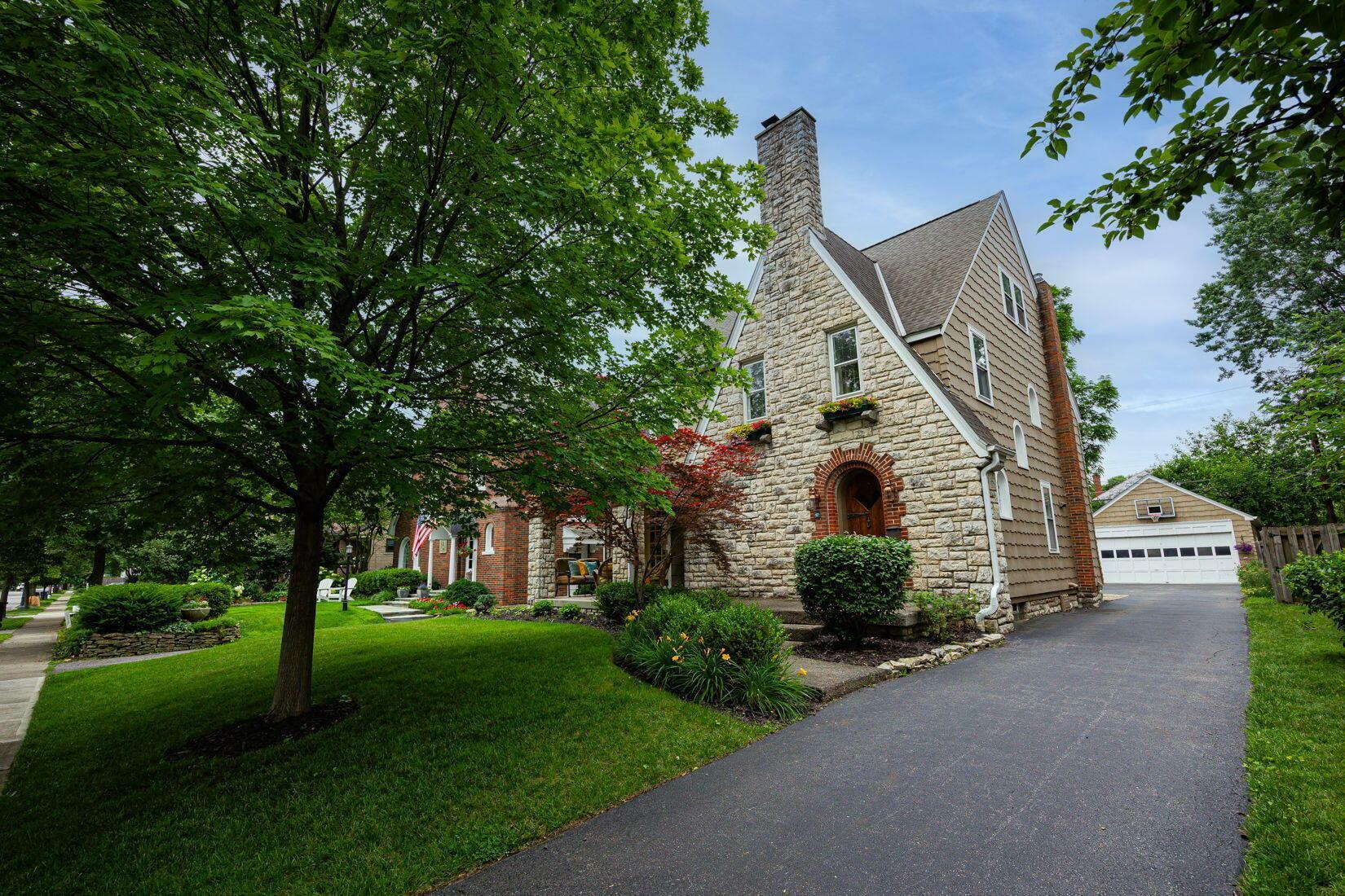 57 S Cassady Avenue  Columbus OH 43209 photo