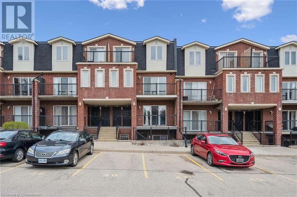 Property Photo: 45 Cedarhill Crescent 12D ON N2E 0A2