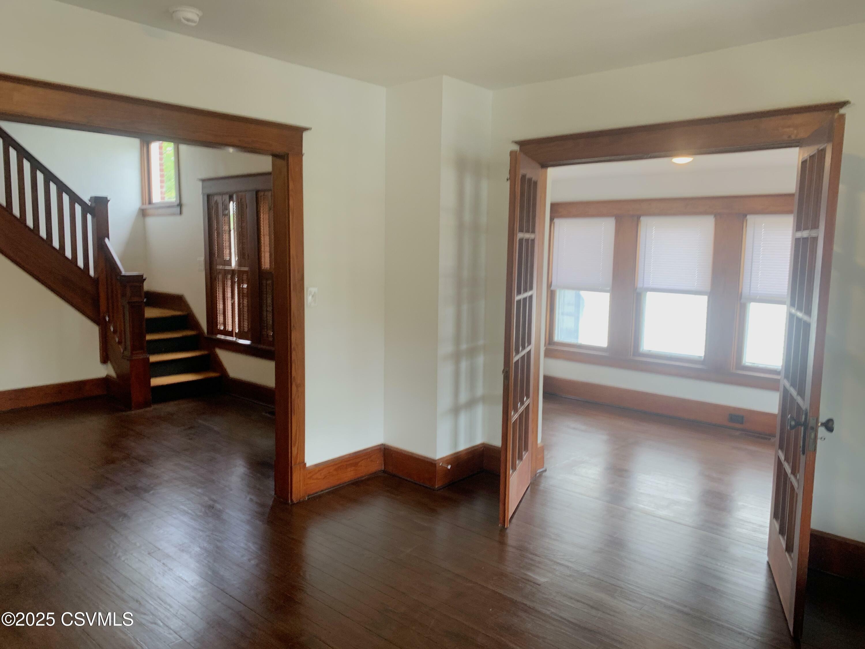 Property Photo: 1002 W Market Street PA 17837