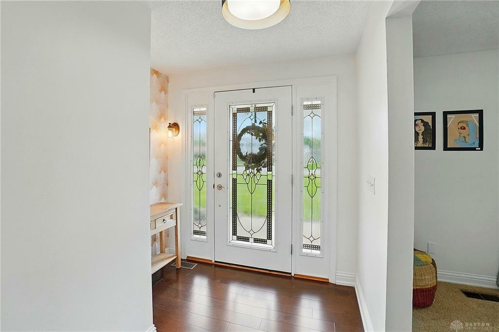 Property Photo:  2555 Valdina Drive  OH 45434 