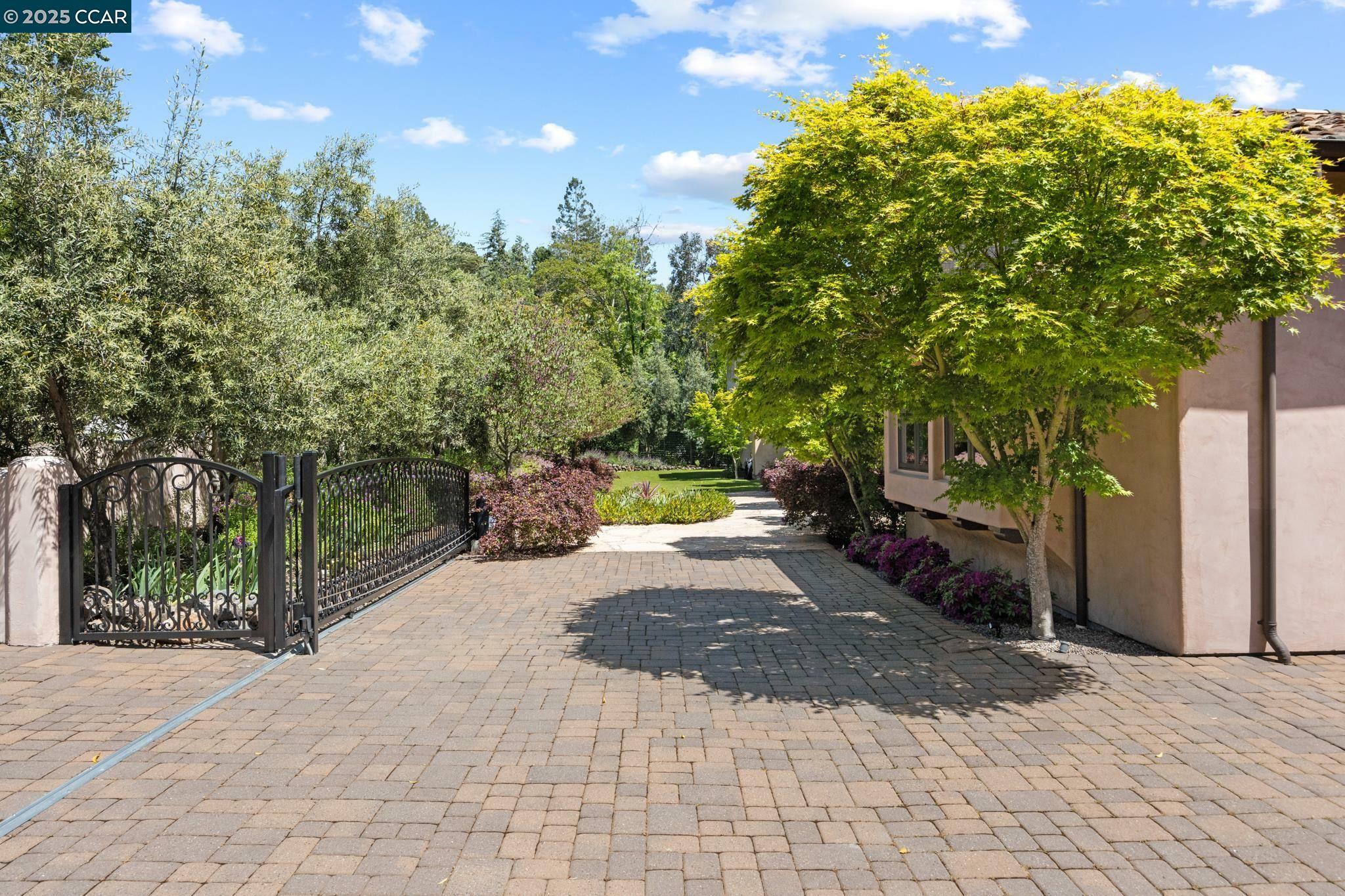 Property Photo: 80 Rheem Blvd CA 94563