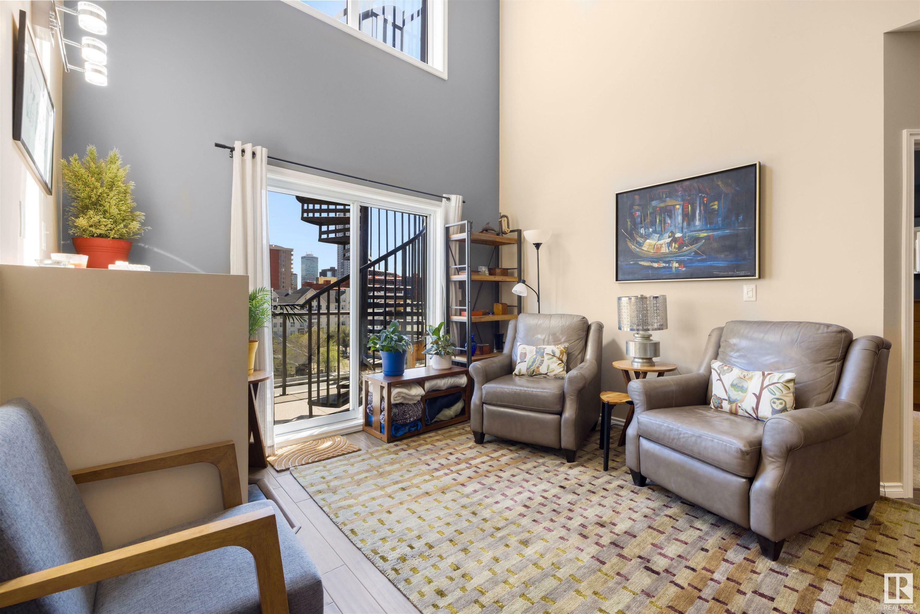 Property Photo: 10235 112 Street NW 609 AB T5K 1M7