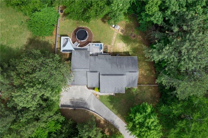 Property Photo: 37 Ramblewood Drive SE GA 30173