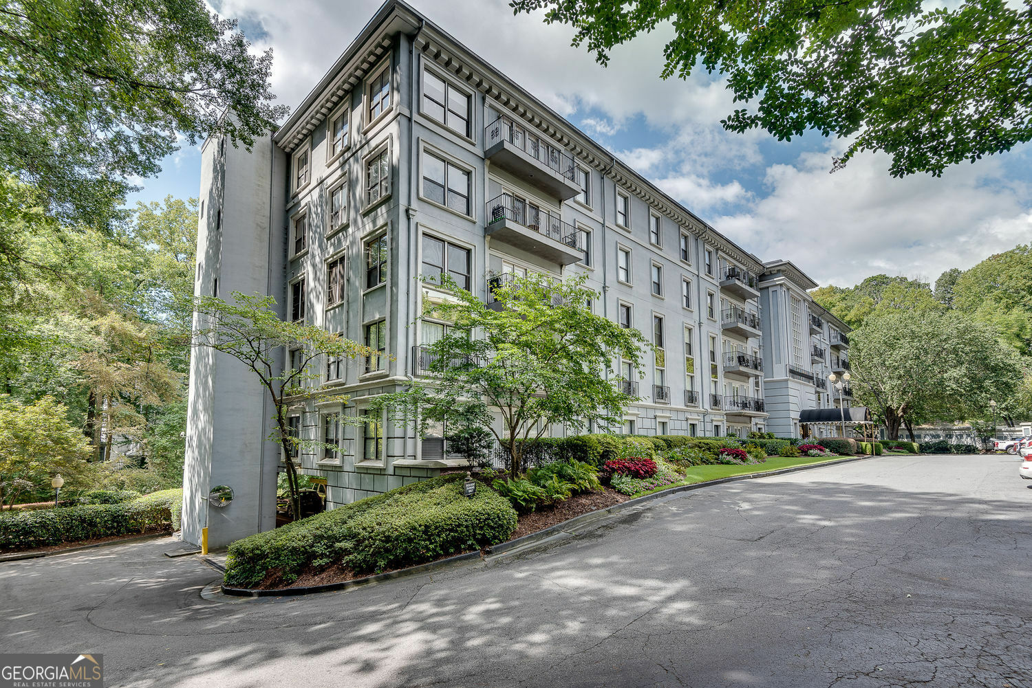 Property Photo: 3203 Lenox Road 22 GA 30324
