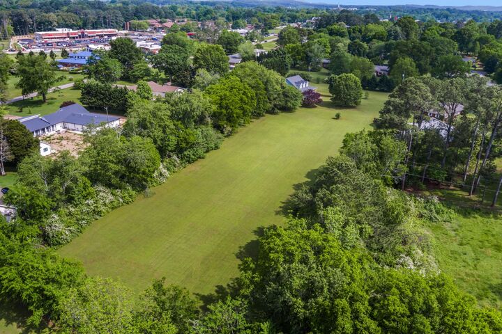Property Photo: 2036 Hickory Valley Road TN 37421
