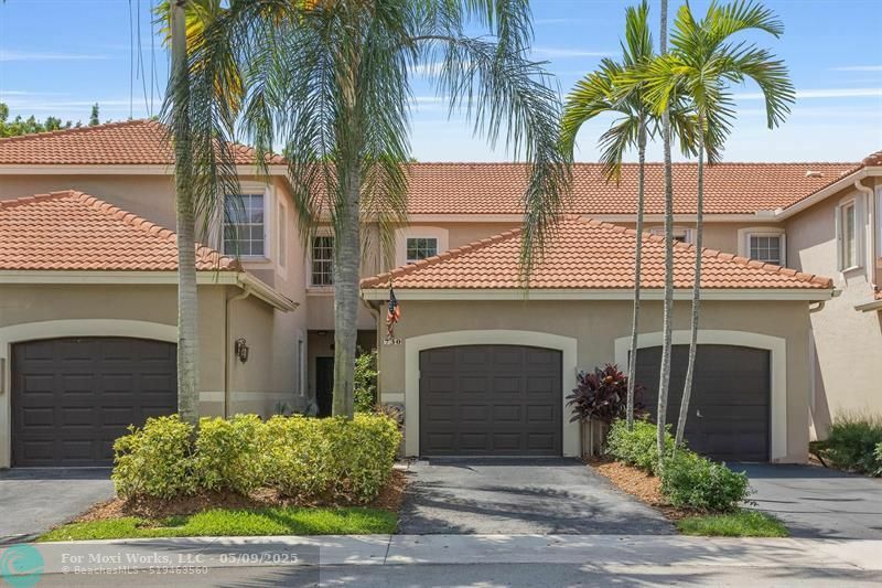 Property Photo: 730 Sorrento Dr 730 FL 33326
