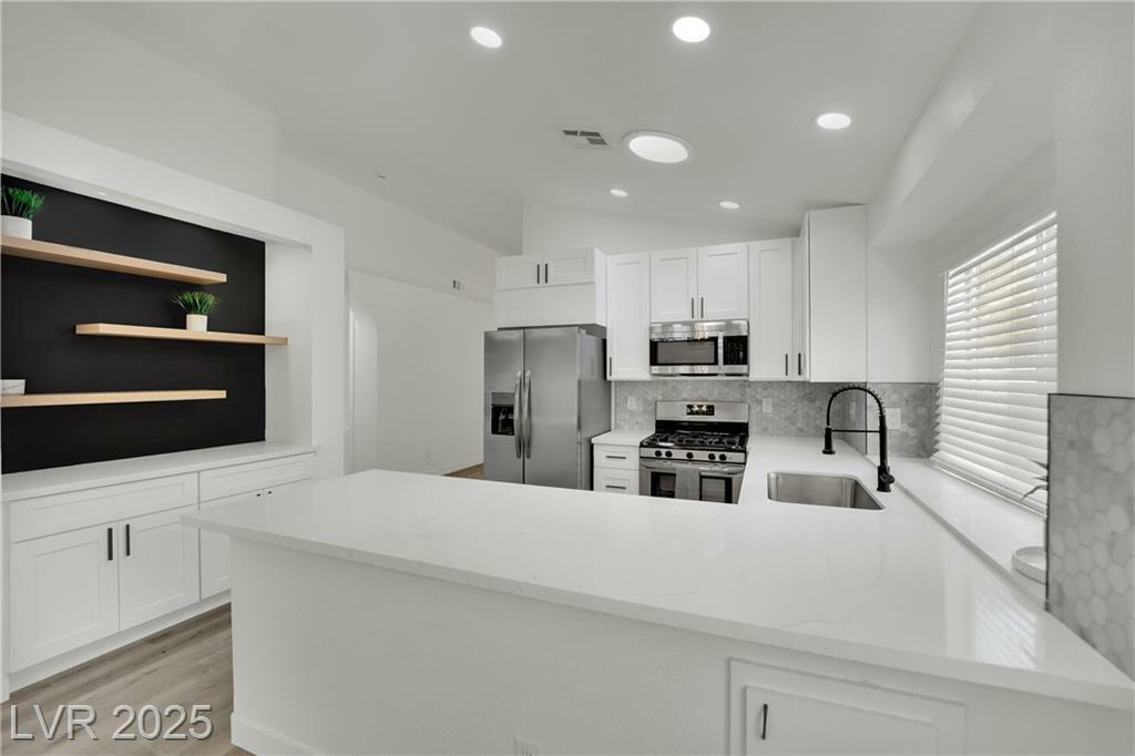 9228 Sun Rose Avenue  Las Vegas NV 89134 photo
