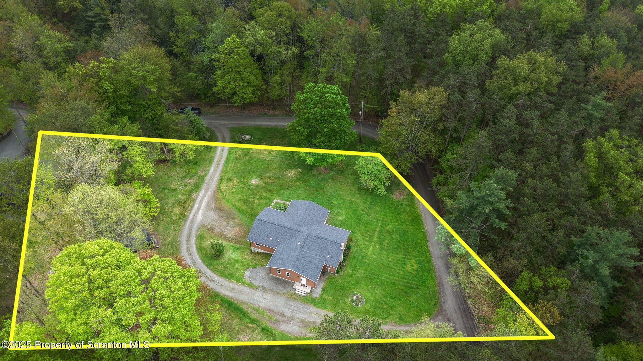 Property Photo:  943 Laurel Lane  PA 18826 