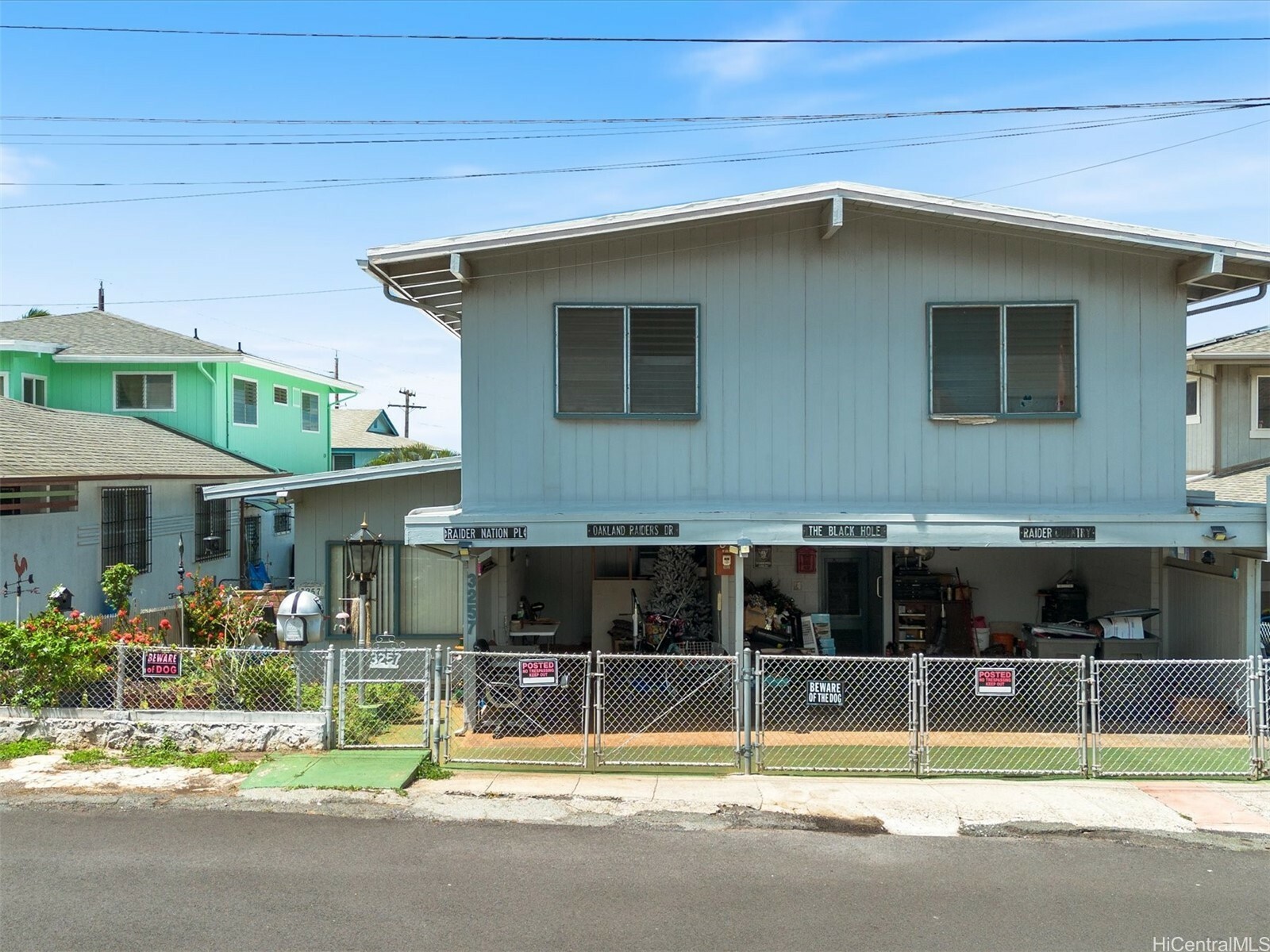 Property Photo: 3257 Paliuli Street HI 96816