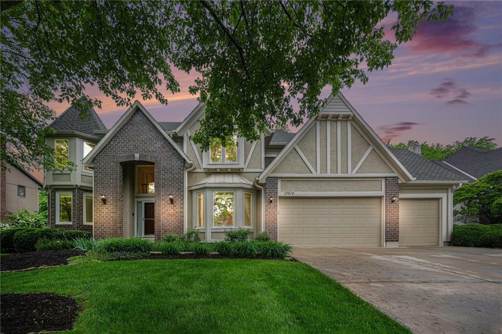Property Photo:  13816 Eby Street  KS 66221 