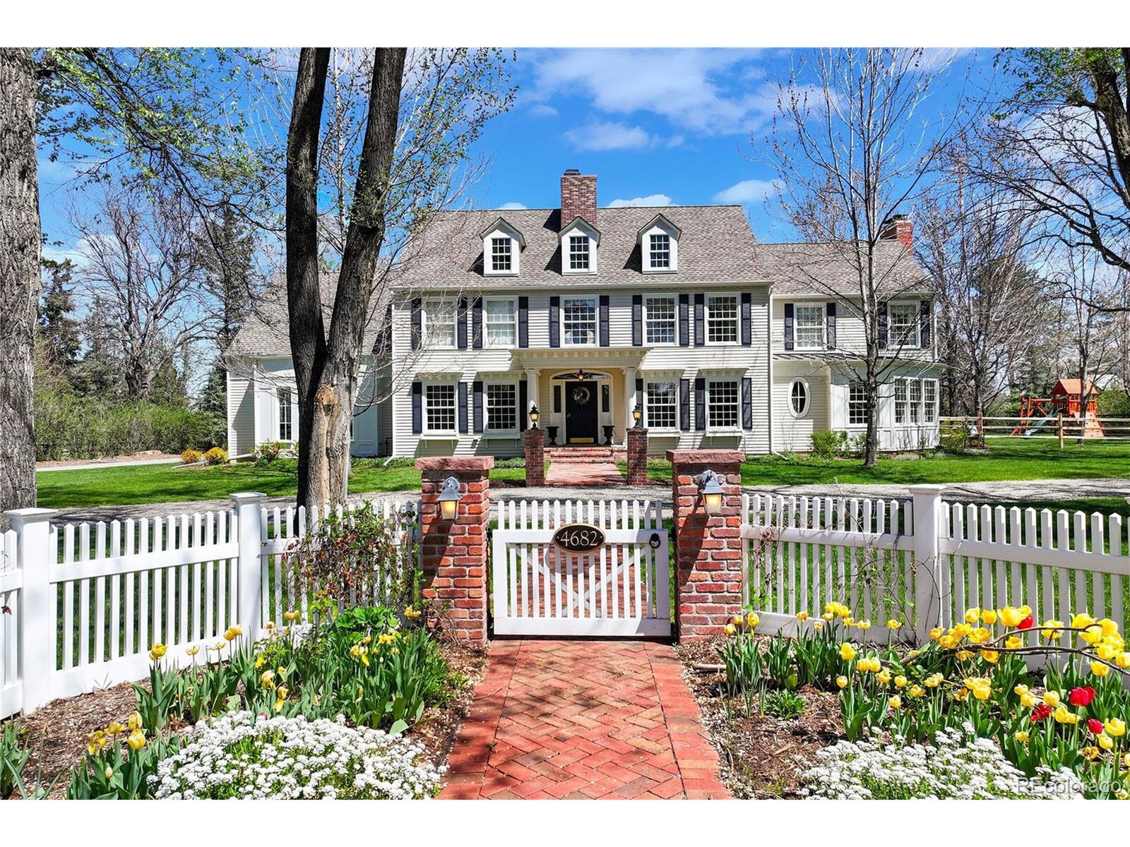 Property Photo:  4682 S Franklin St  CO 80113 