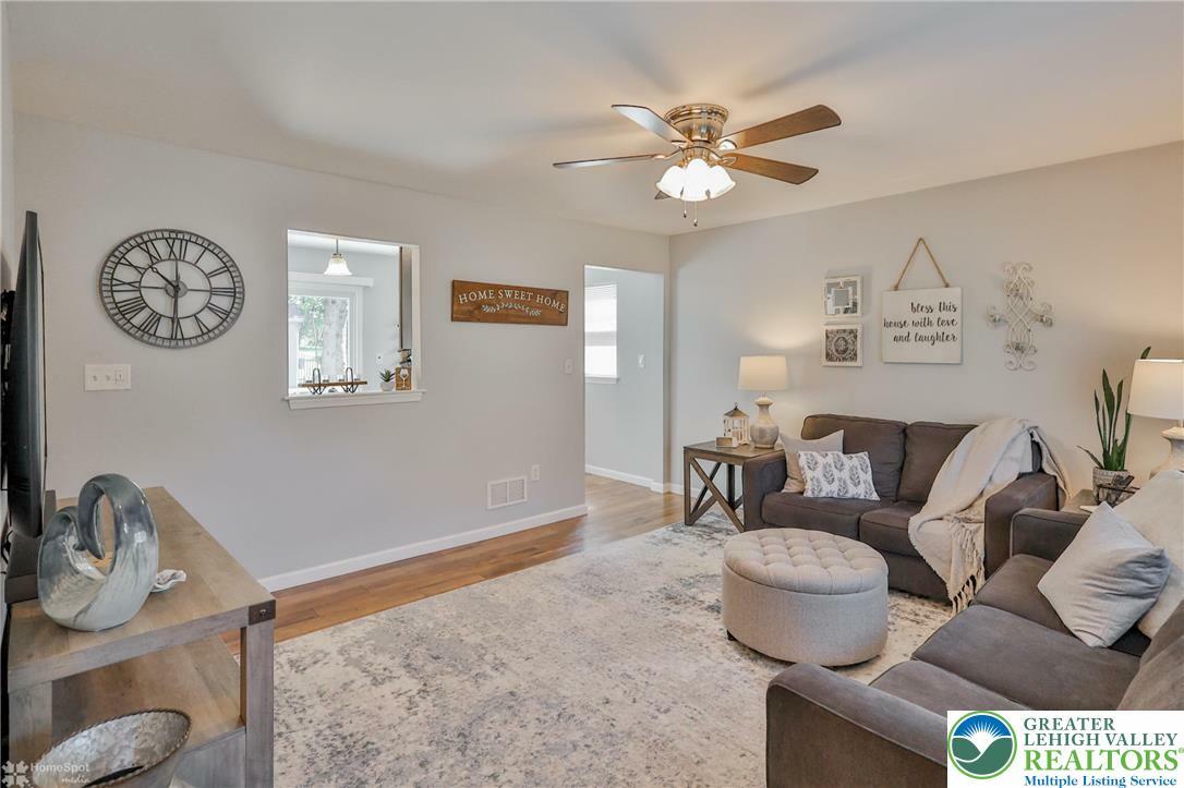 Property Photo: 1322 Rosemont Drive PA 18018