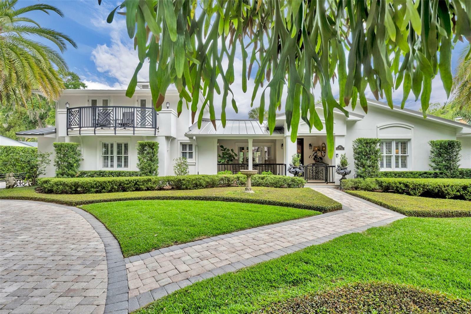Property Photo: 940 Lincoln Circle FL 32789