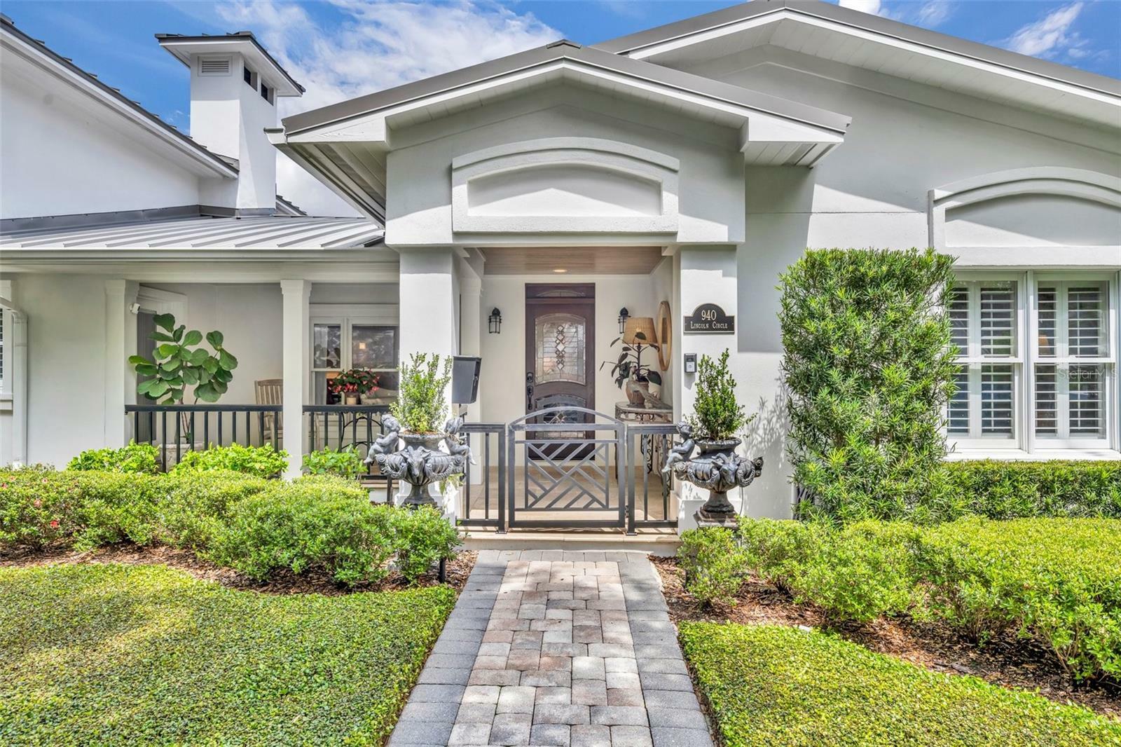 Property Photo: 940 Lincoln Circle FL 32789