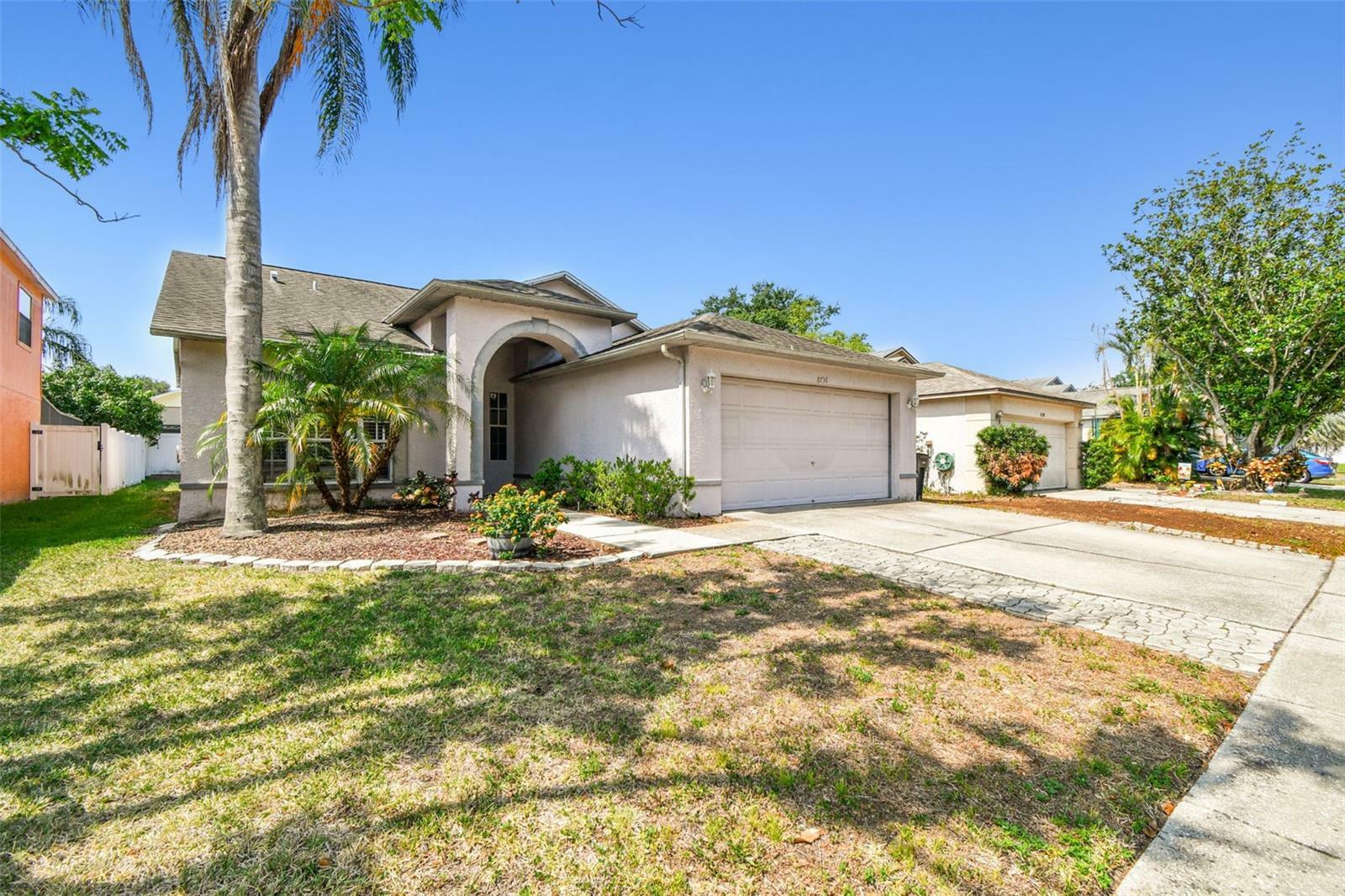 Property Photo: 8736 Huntfield Street FL 33635