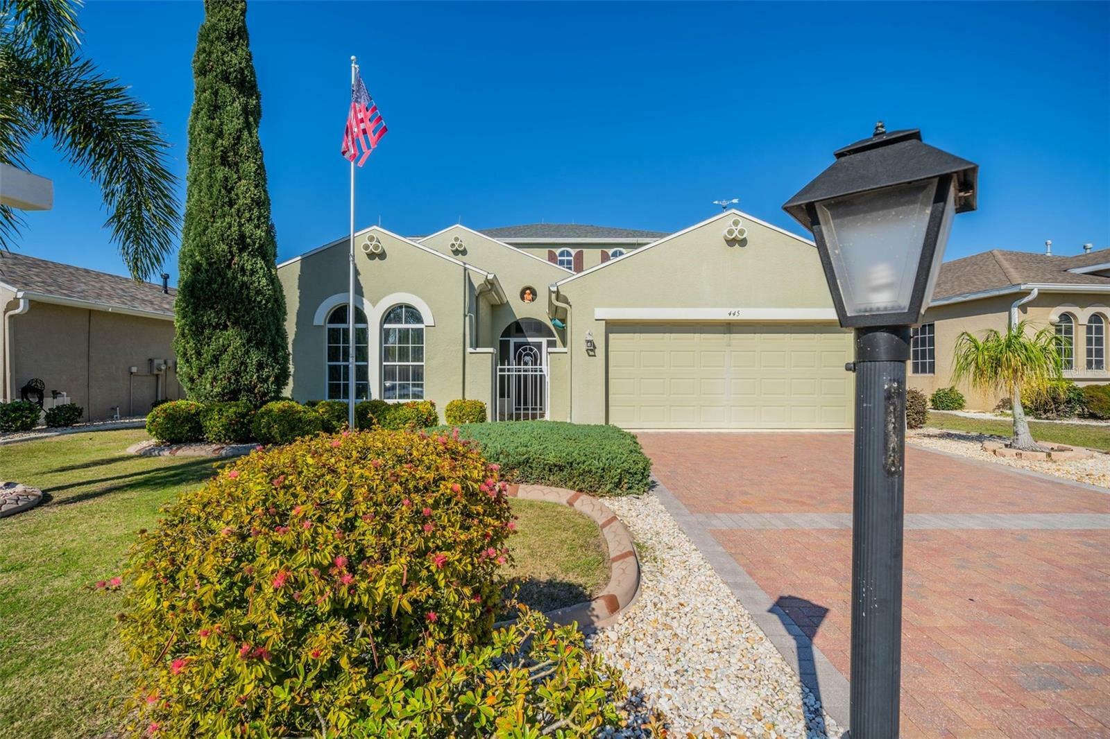 445 Noble Faire Drive  Sun City Center FL 33573 photo
