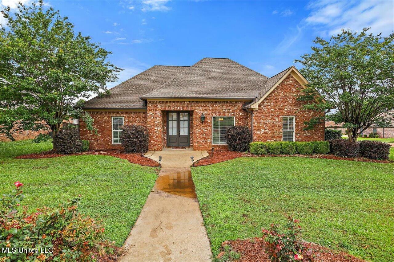 Property Photo: 106 Sumter Drive MS 39046