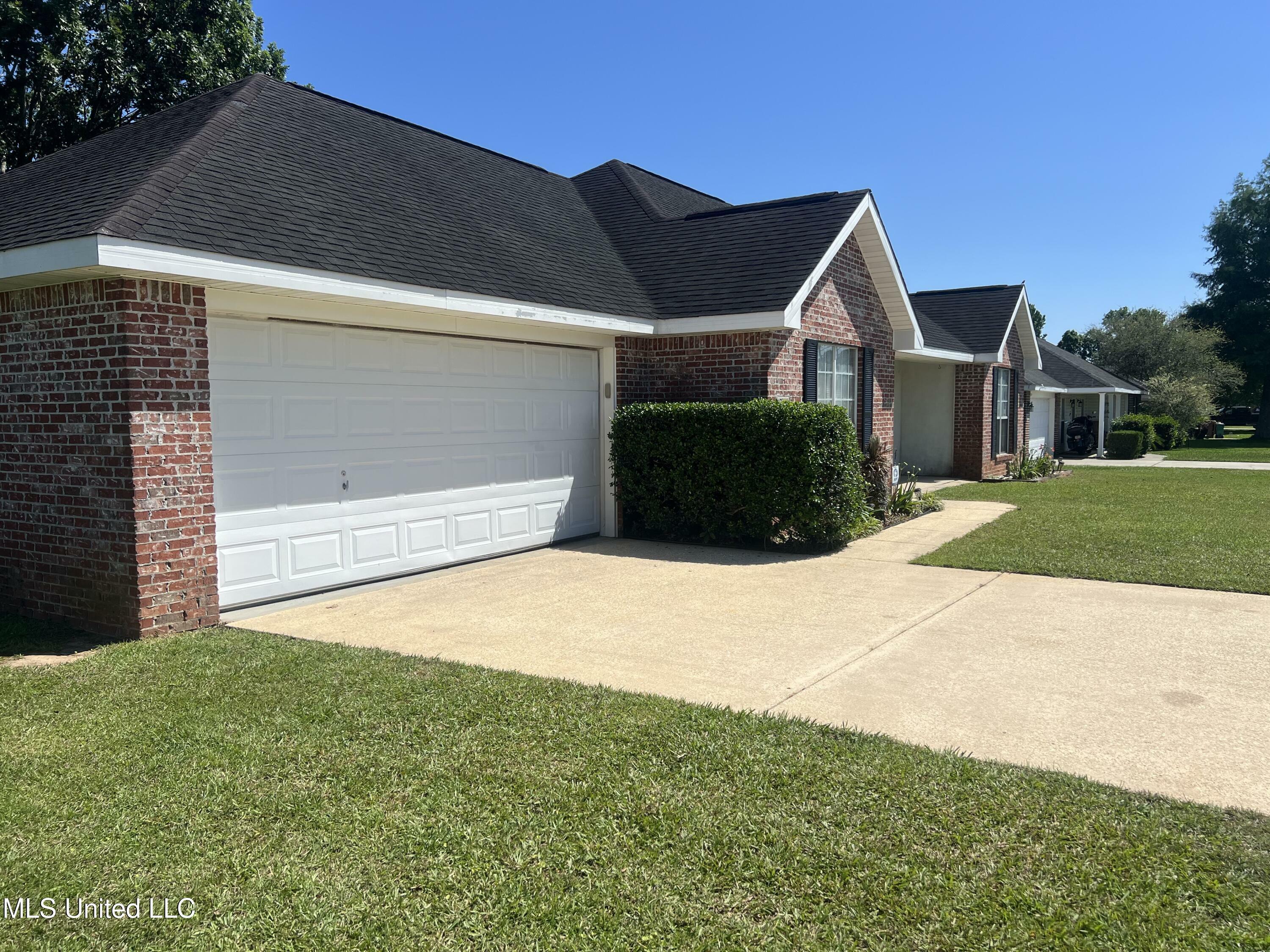 Property Photo: 17259 Meadowbrook Drive MS 39503