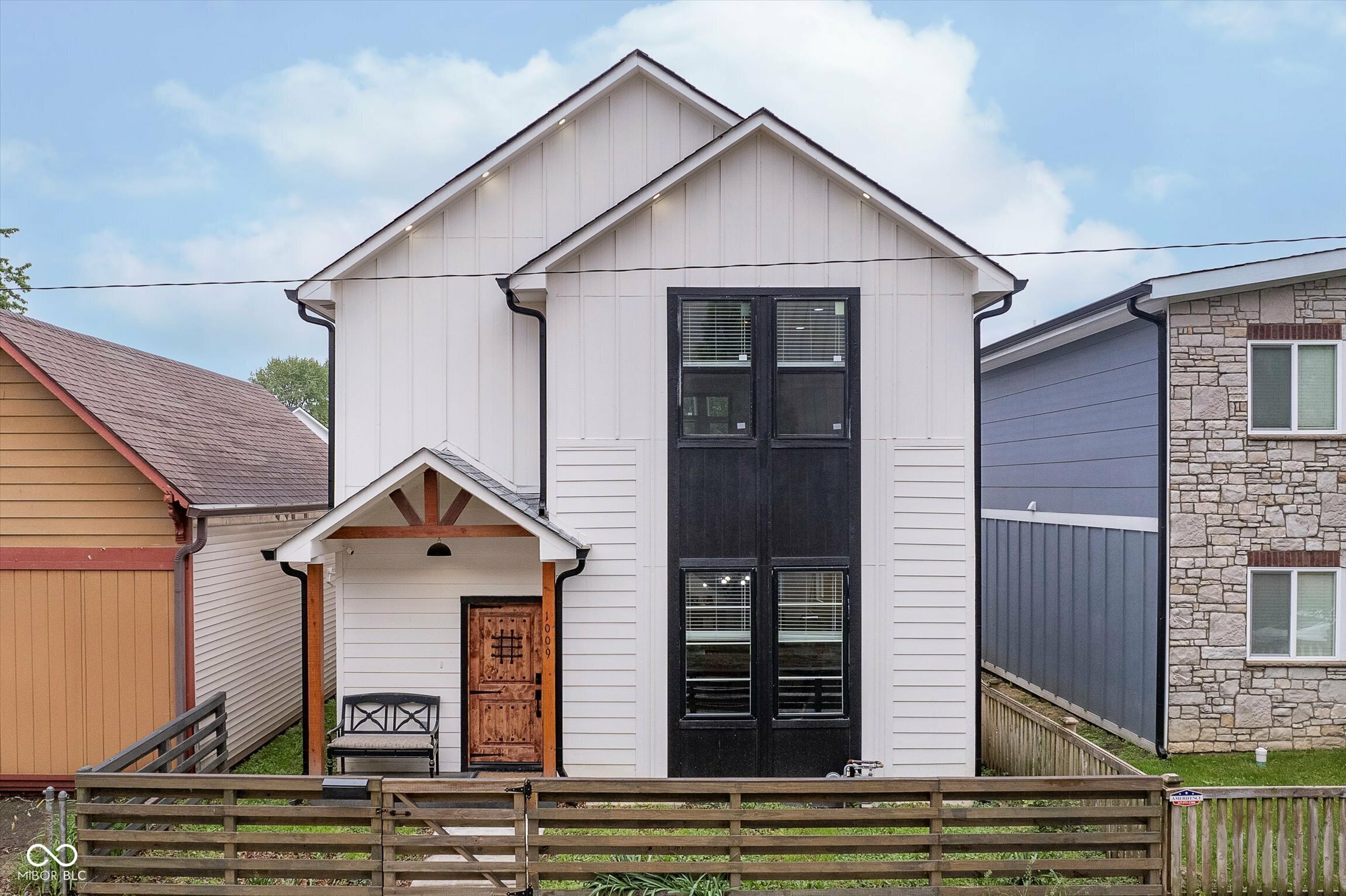 1009 Harrison Street  Indianapolis IN 46202 photo