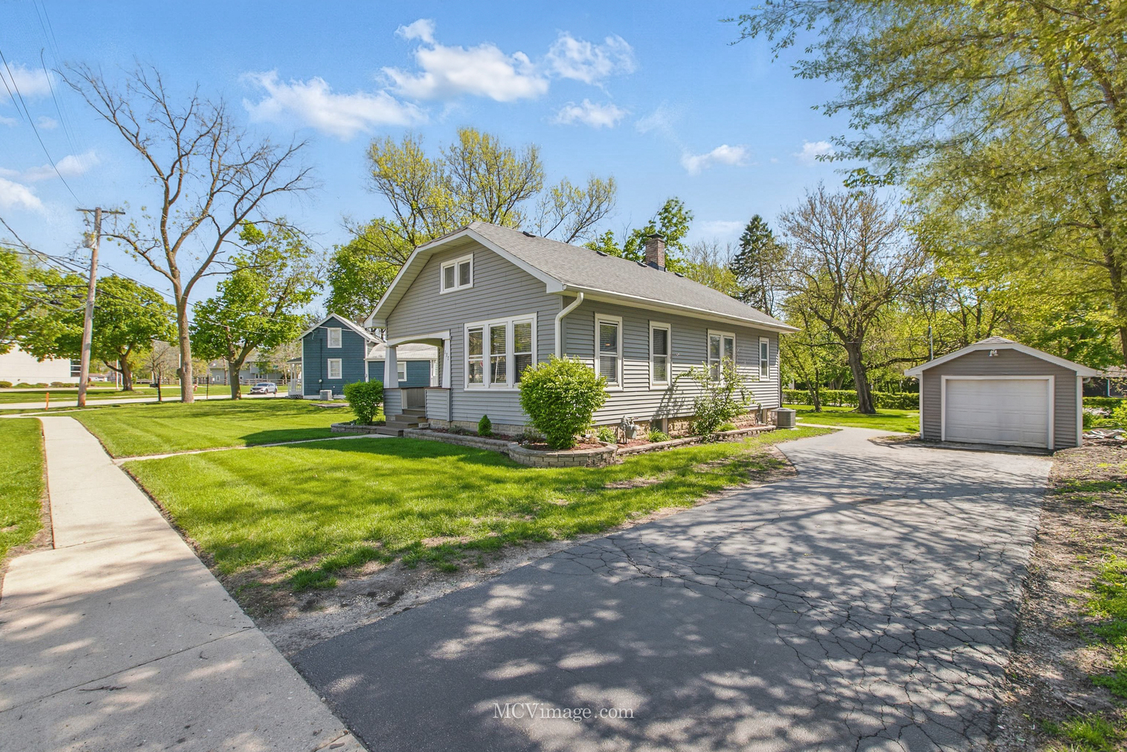 Property Photo: 137 E Tyler Street IL 60543