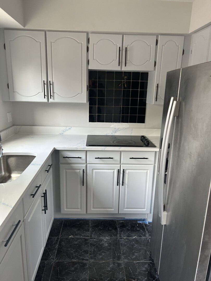 Property Photo: 18W118 14th Street IL 60181