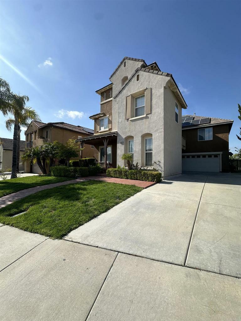 Property Photo: 44364 Kingston Drive CA 92592