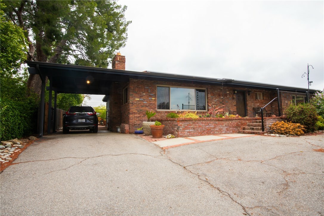Property Photo: 11543 Tulane Avenue CA 92507