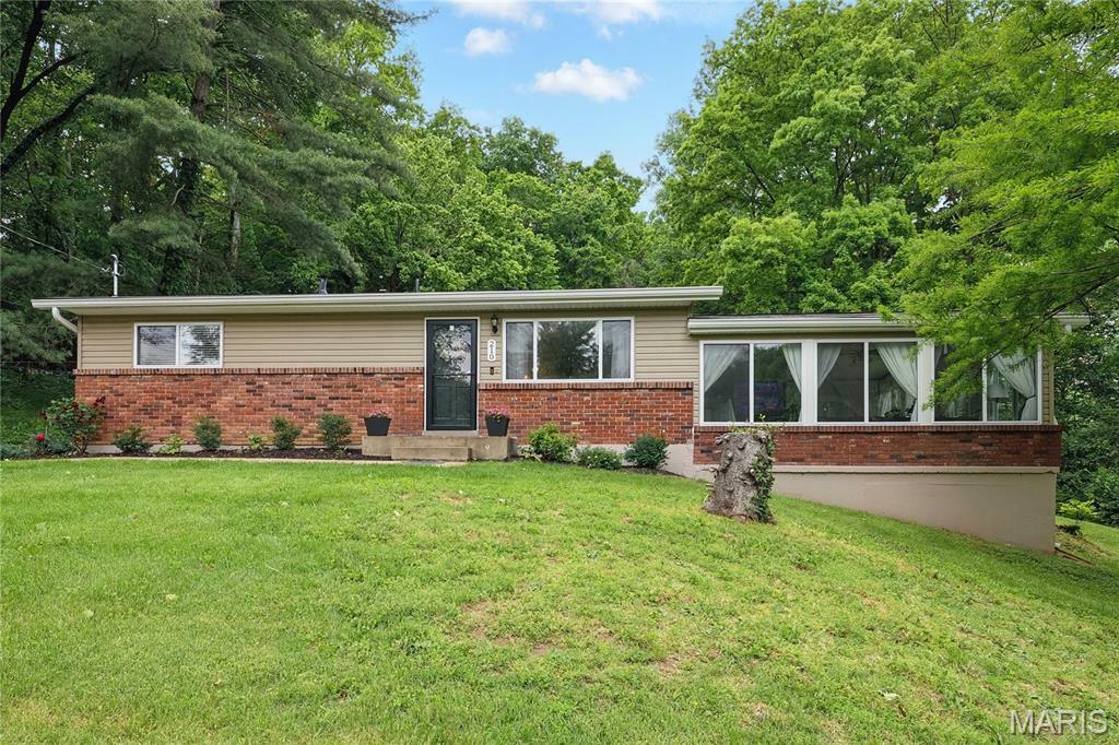 Property Photo: 210 Creekwood Drive MO 63010