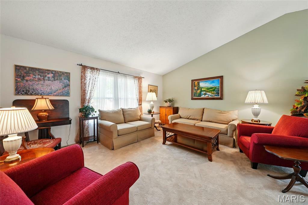 Property Photo: 1438 Weatherby Drive MO 63146
