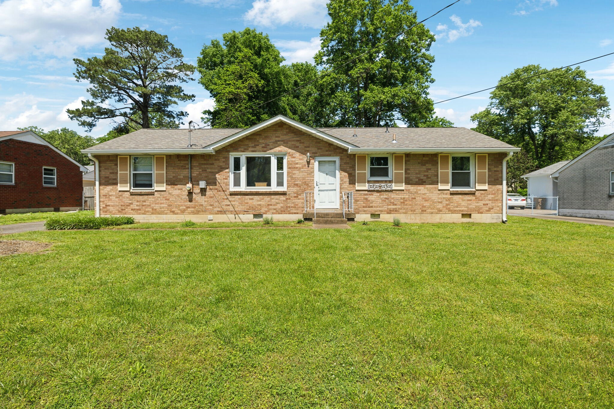 Property Photo: 306 Elysian Fields Rd TN 37211
