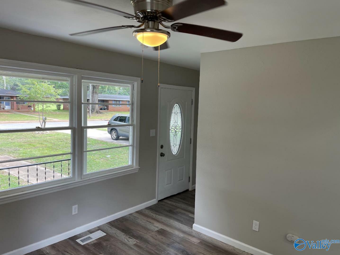 Property Photo:  1907 7th Street  AL 35601 