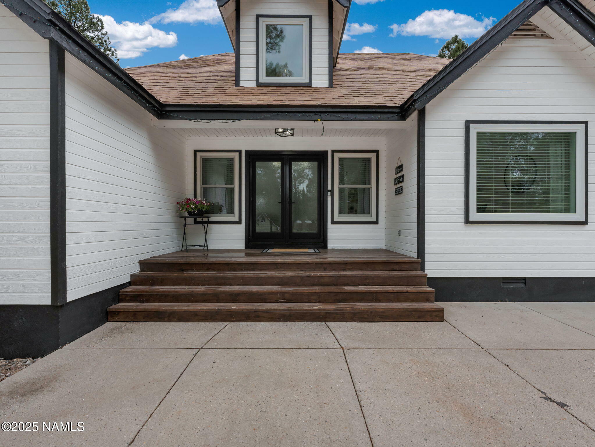 Property Photo: 389 N Laramy Lane AZ 86018