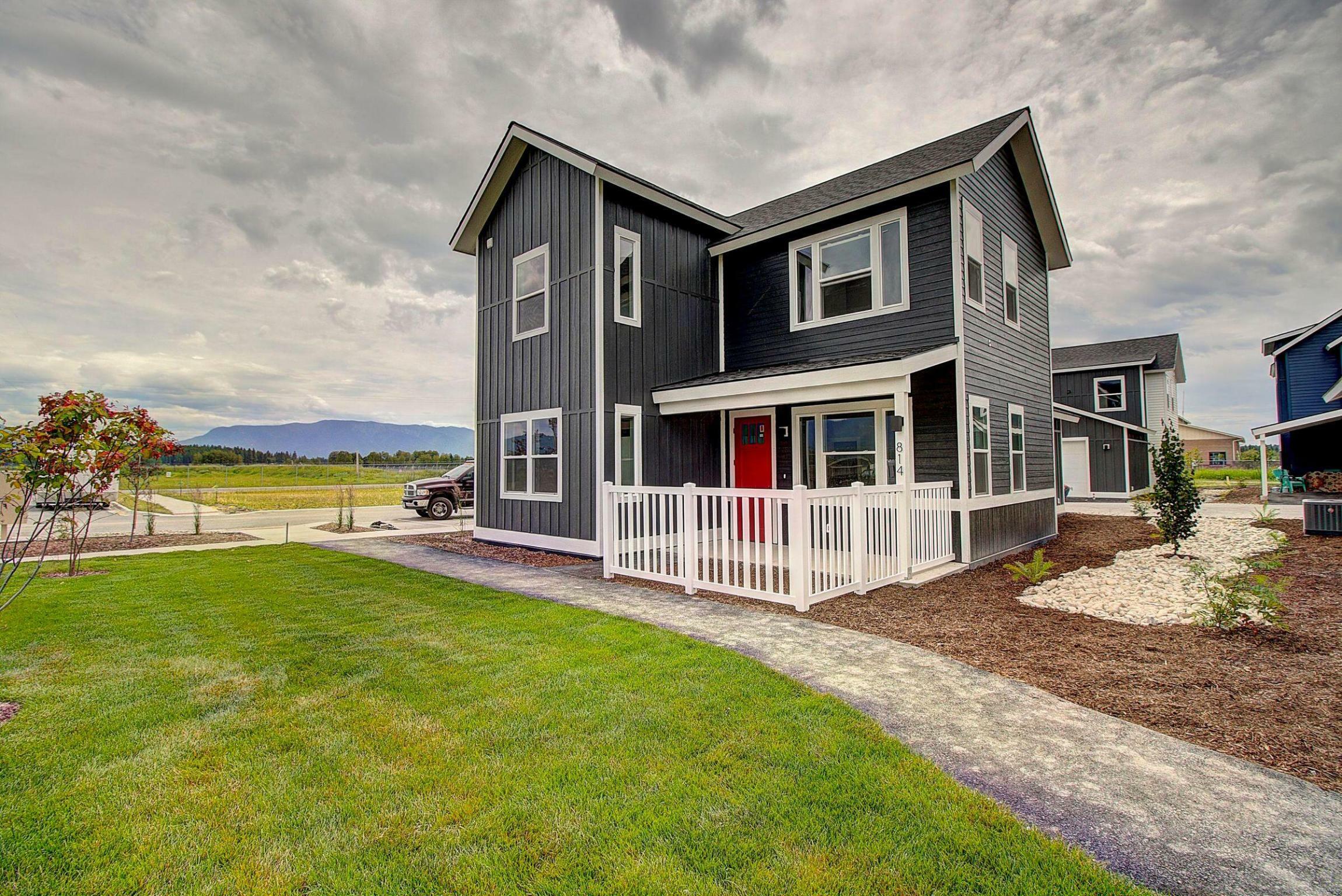 Property Photo: 405 Trailview Way MT 59937