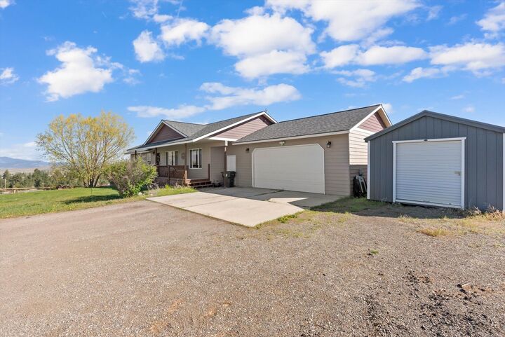 Property Photo:  556 Fescue Slope Road  MT 59833 