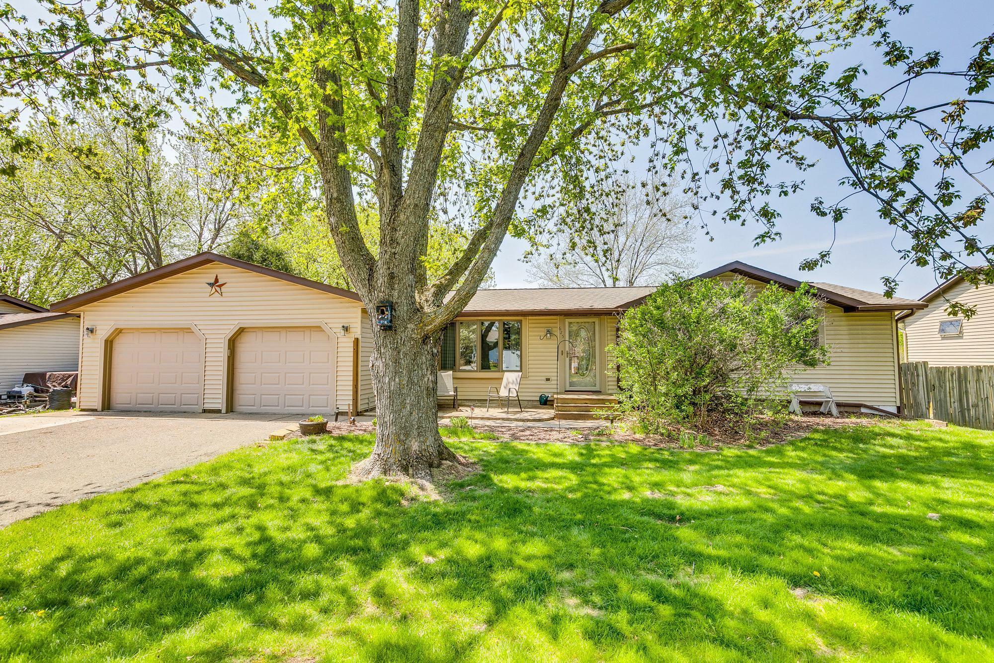 Property Photo: 625 Field Avenue WI 54022