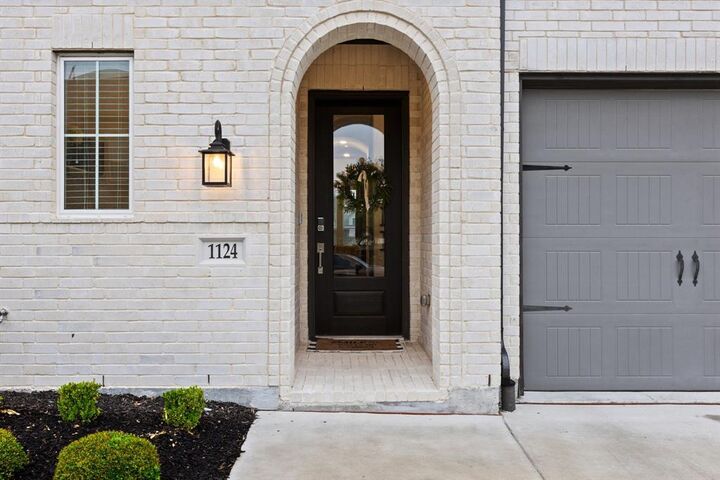 1124 Queensdown Way  Forney TX 75126 photo