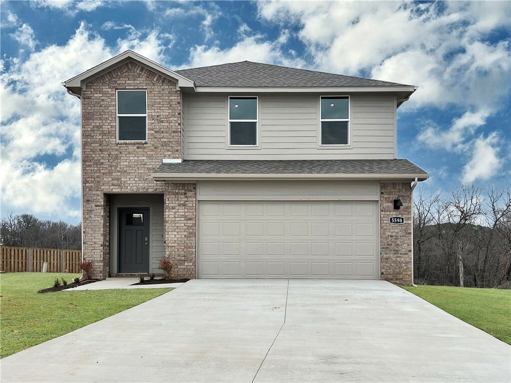 Property Photo: 1930 Larkspur Street AR 72762