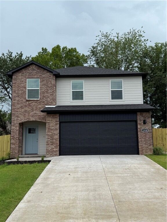 Property Photo: 1930 Larkspur Street AR 72762