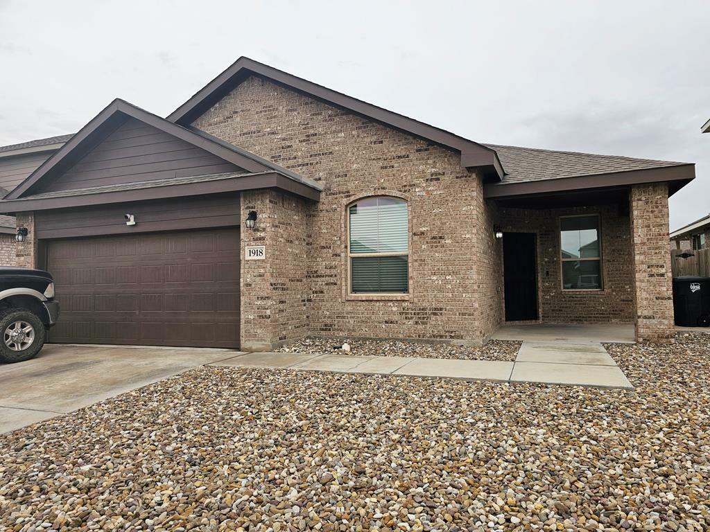 Property Photo: 1918 Palo Duro Dr TX 79762