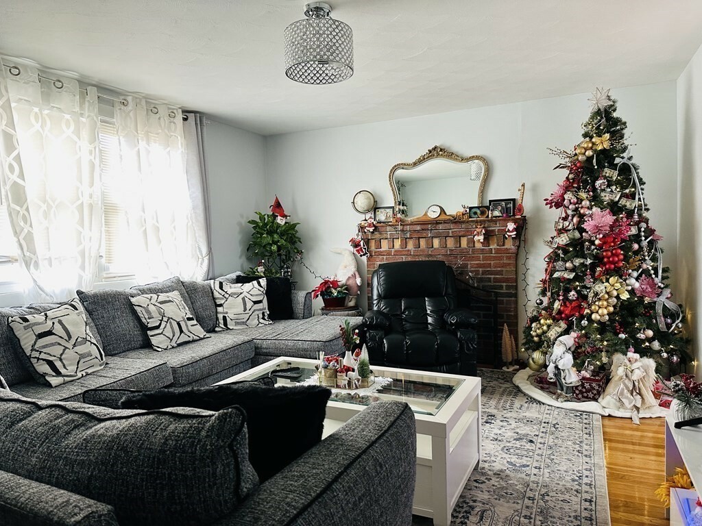 Property Photo:  25 Maplewood 2  MA 02132 
