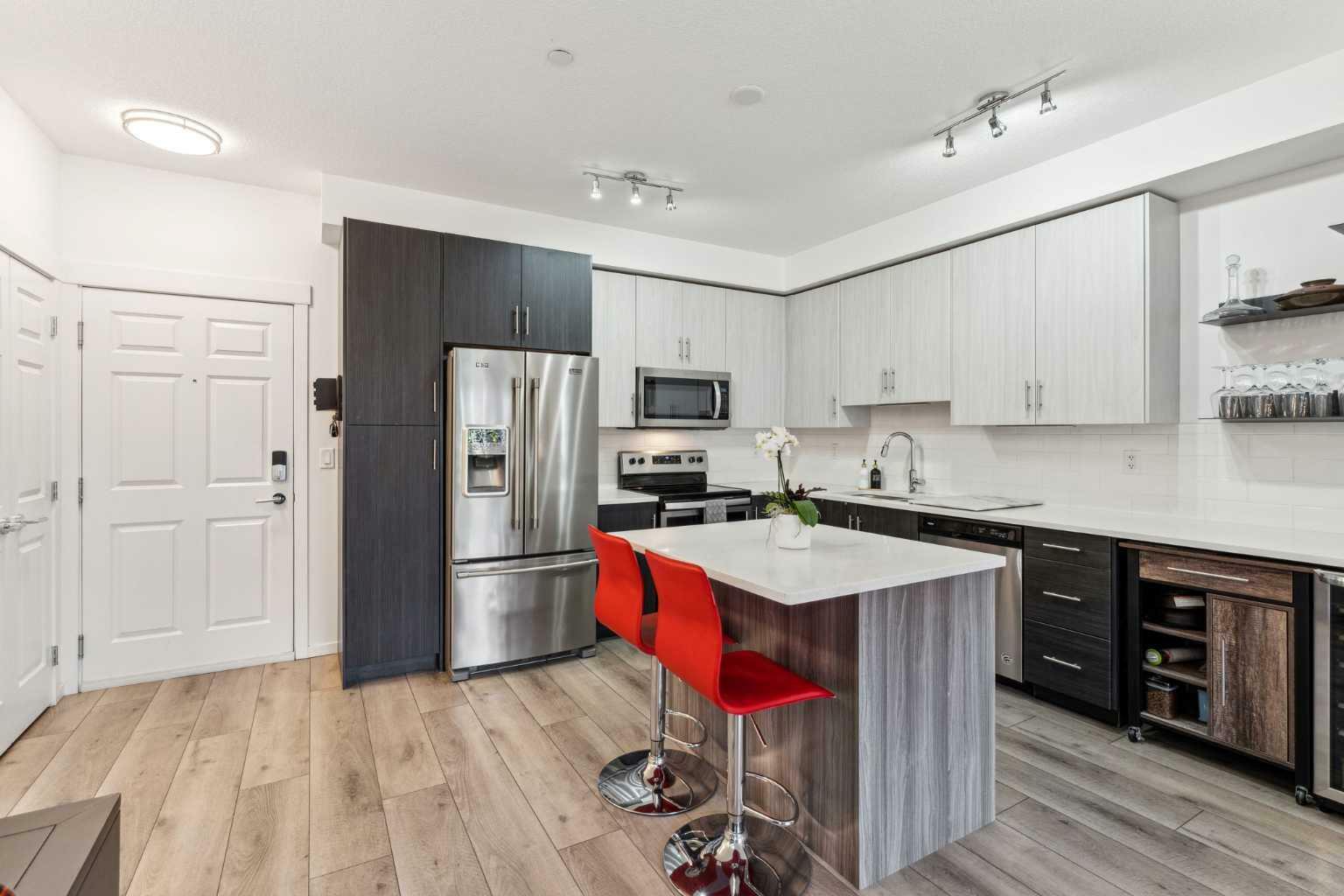 Property Photo: 151 Legacy Main Street SW 7204 AB T2X 4A4