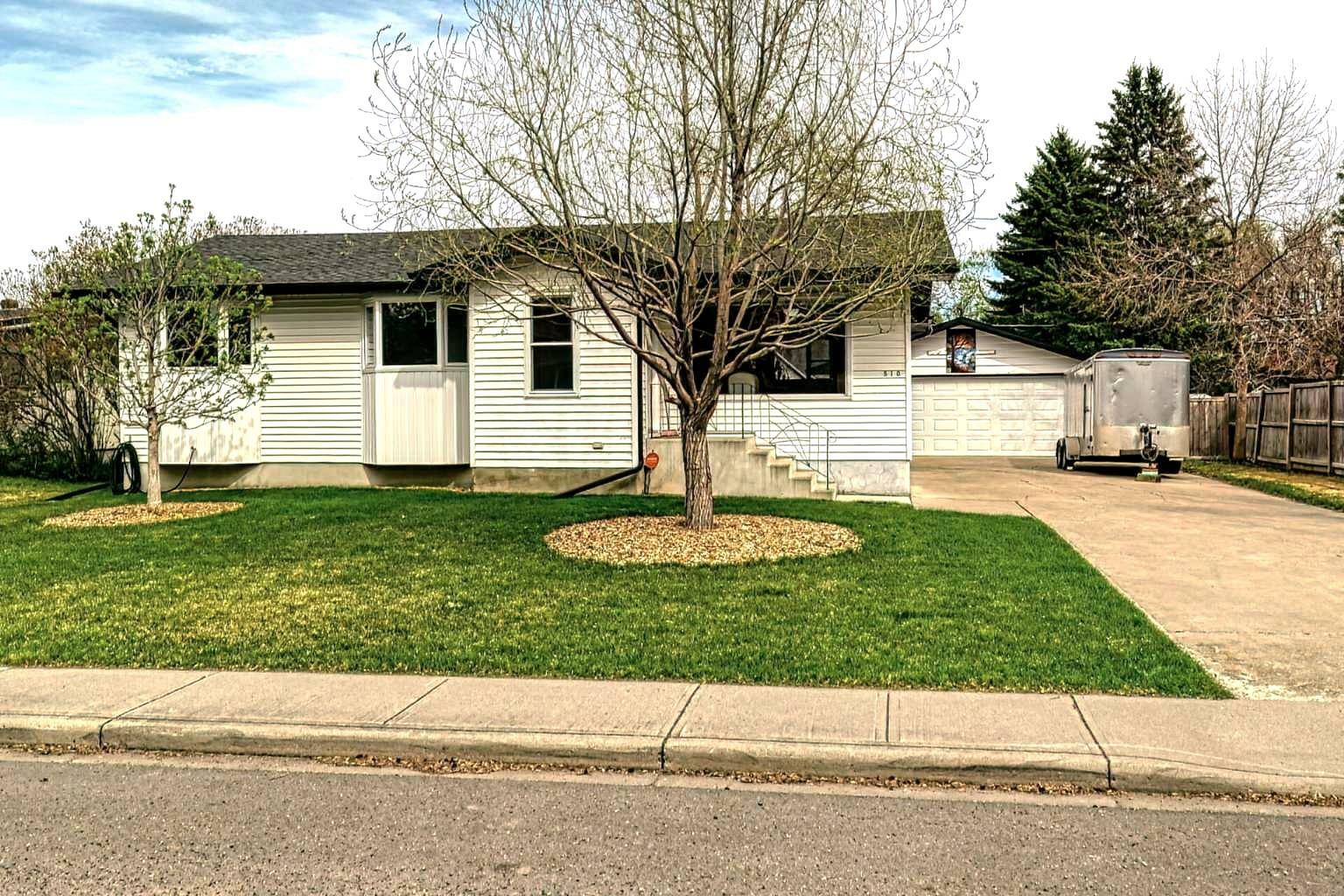 Property Photo: 510 9 Street SW AB T1V 1C1