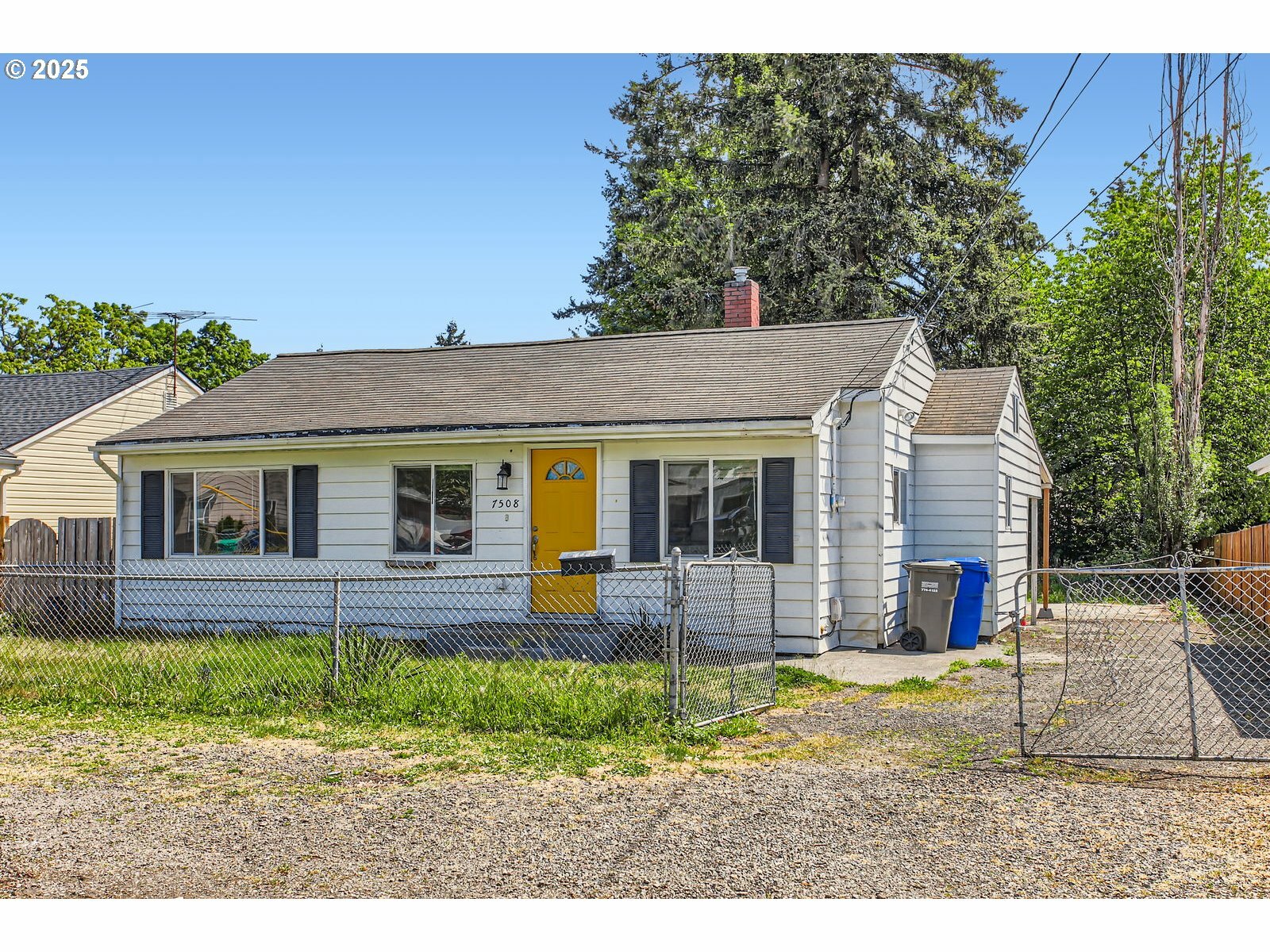 7508 SE Ogden St  Portland OR 97206 photo