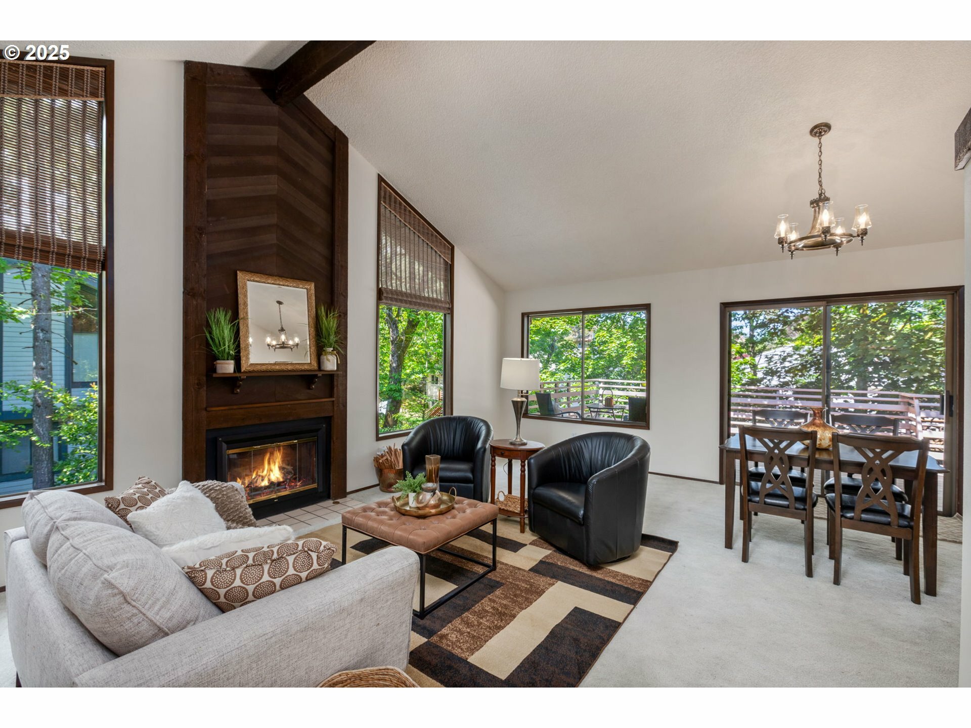 Property Photo: 9825 SW Quail Post Rd OR 97219