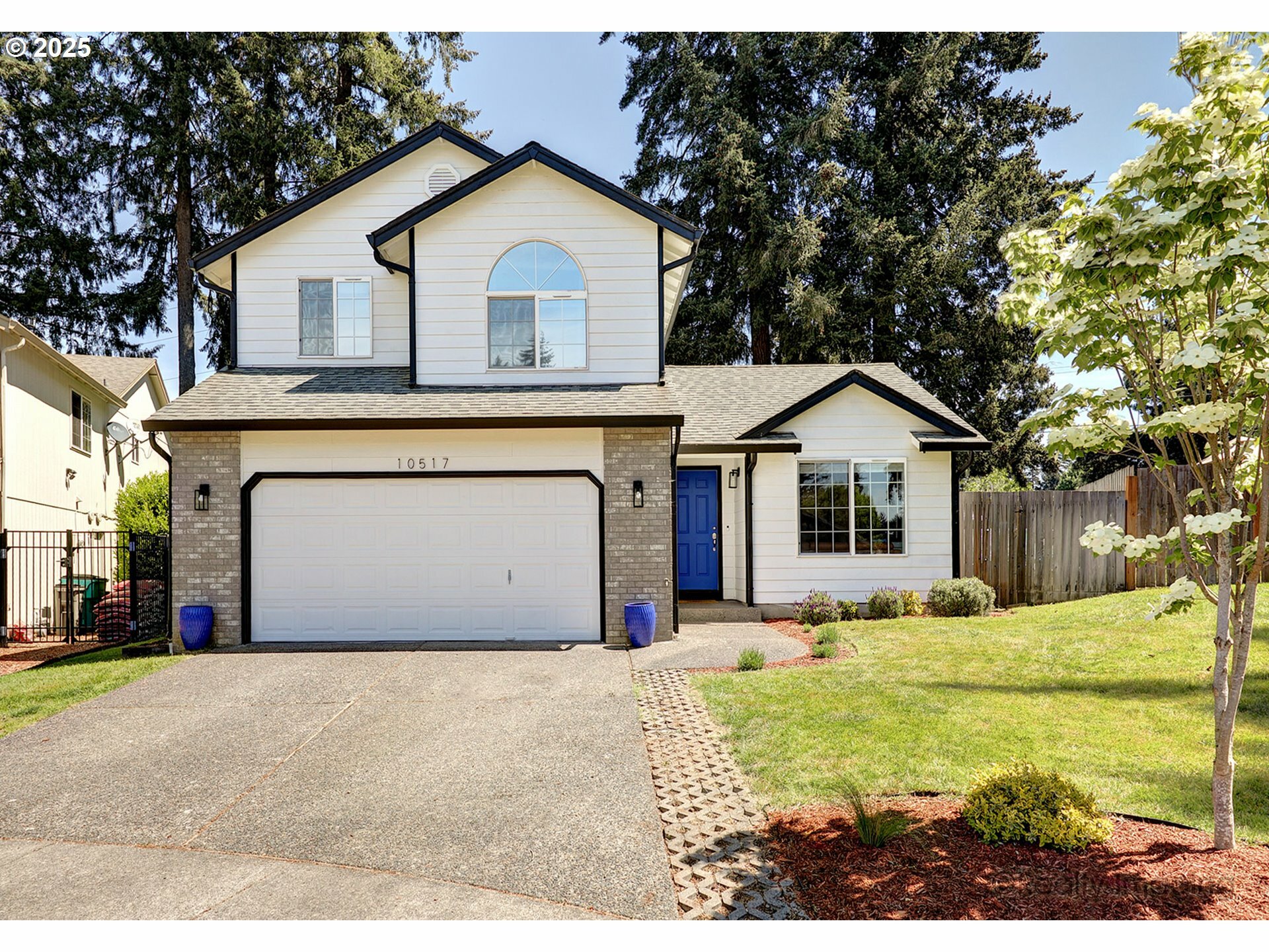 Property Photo:  10517 NE 89th Cir  WA 98662 