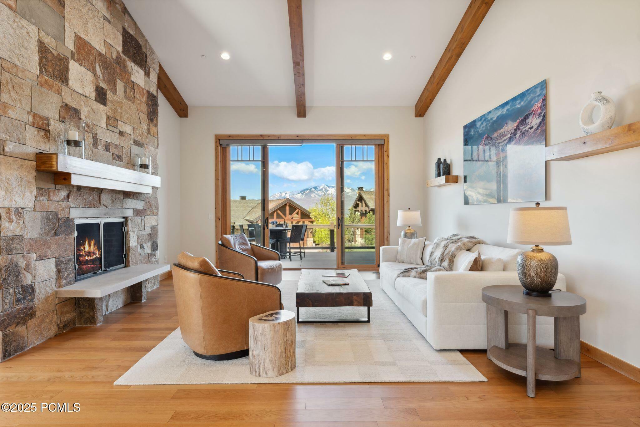 Property Photo: 194 N Kings Peak Court UT 84032
