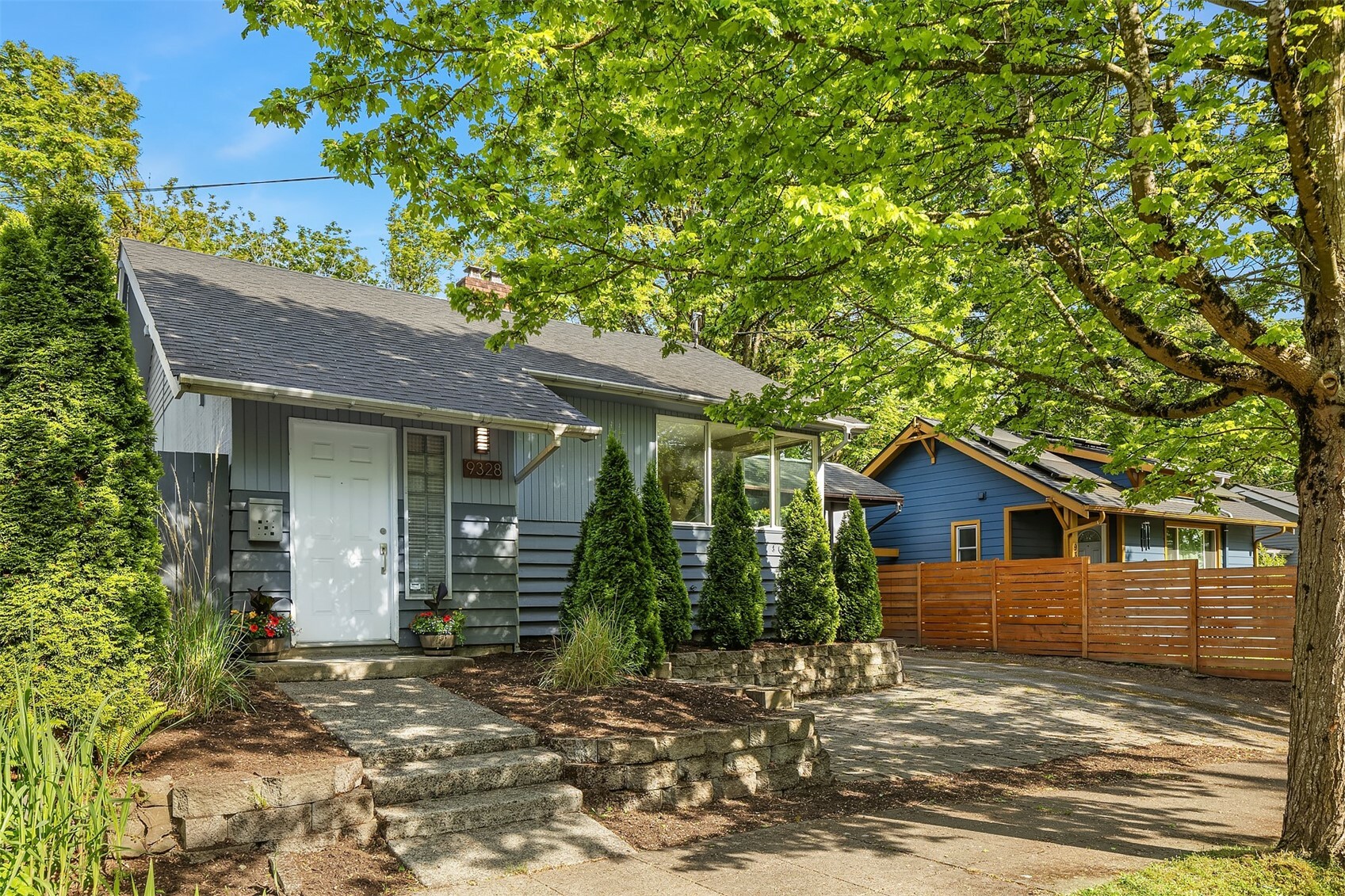 Property Photo: 9328 39th Avenue S WA 98118