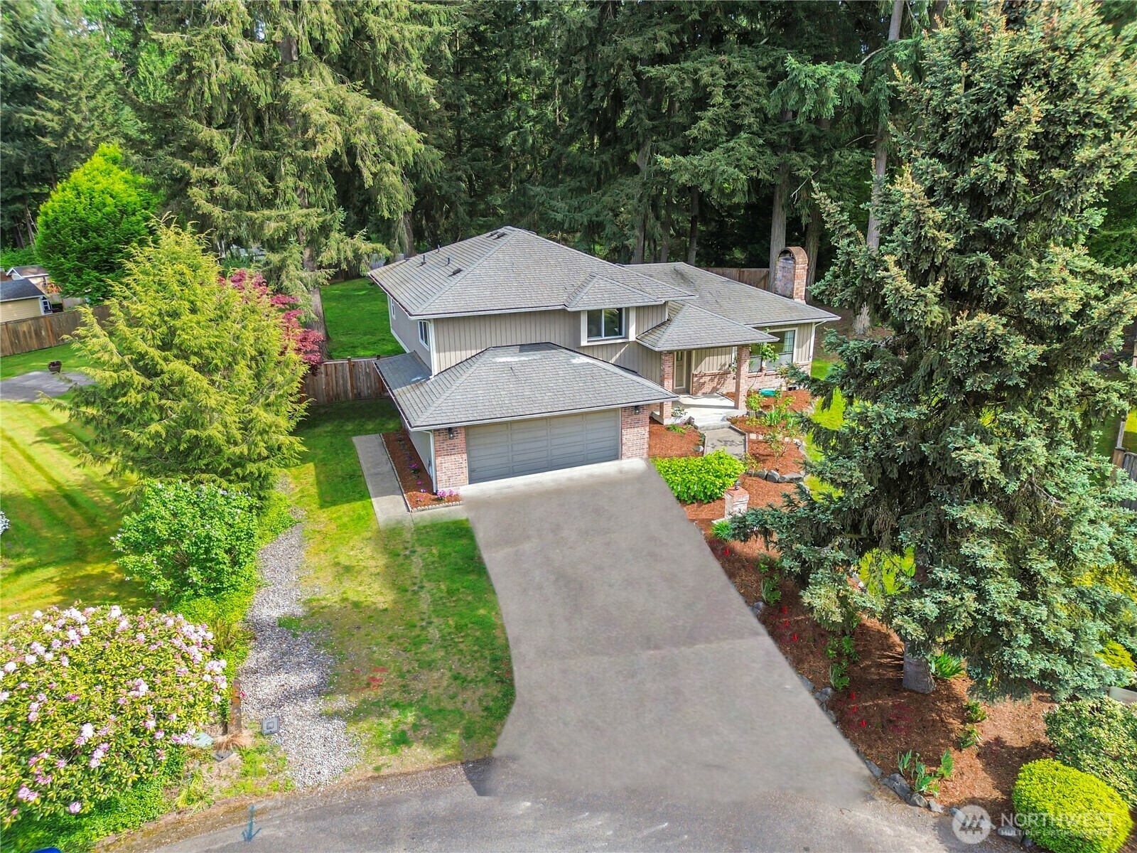 Property Photo: 11511 87th Avenue Ct E WA 98373